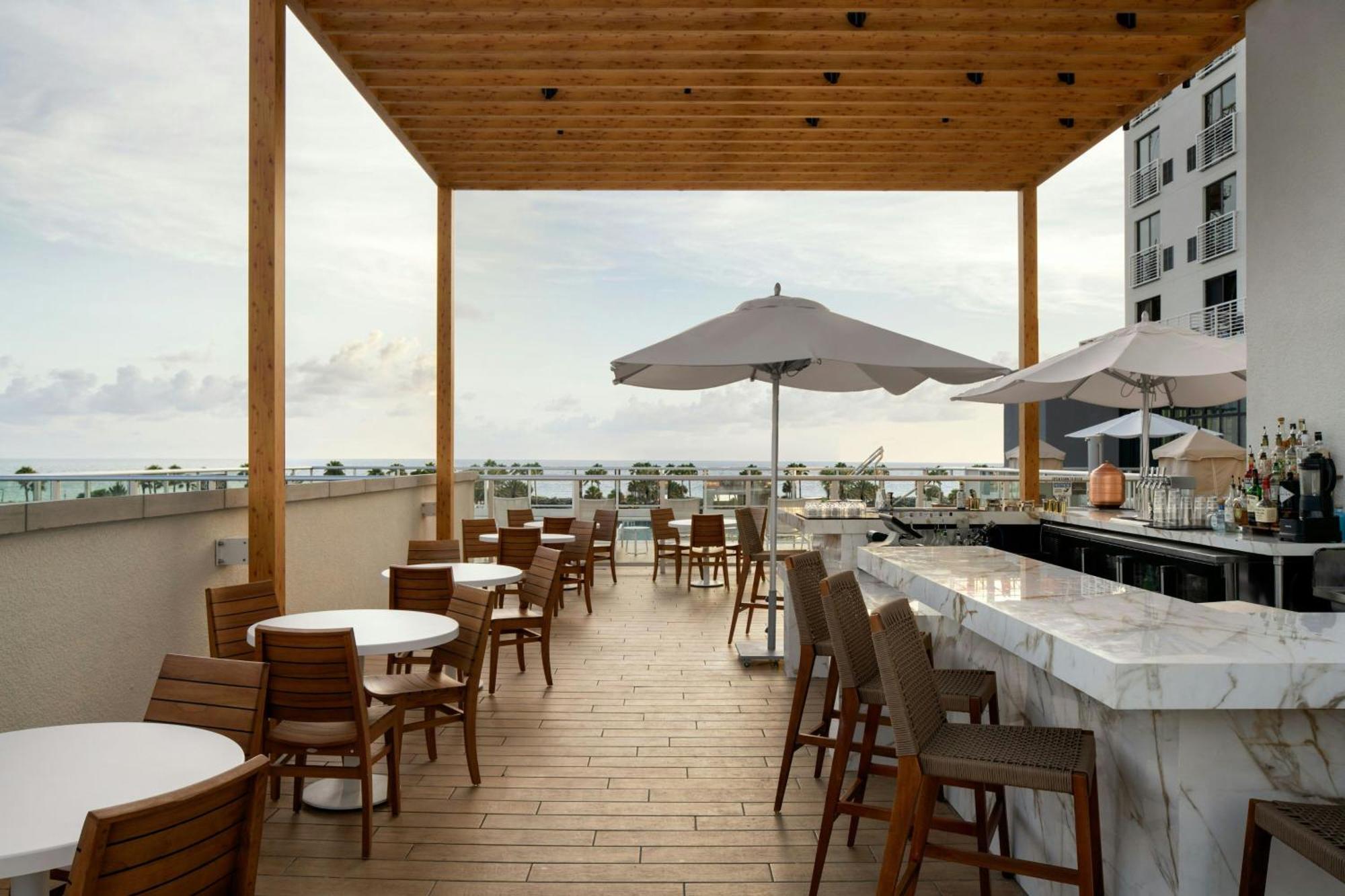 Ac Hotel By Marriott Clearwater Beach Zewnętrze zdjęcie