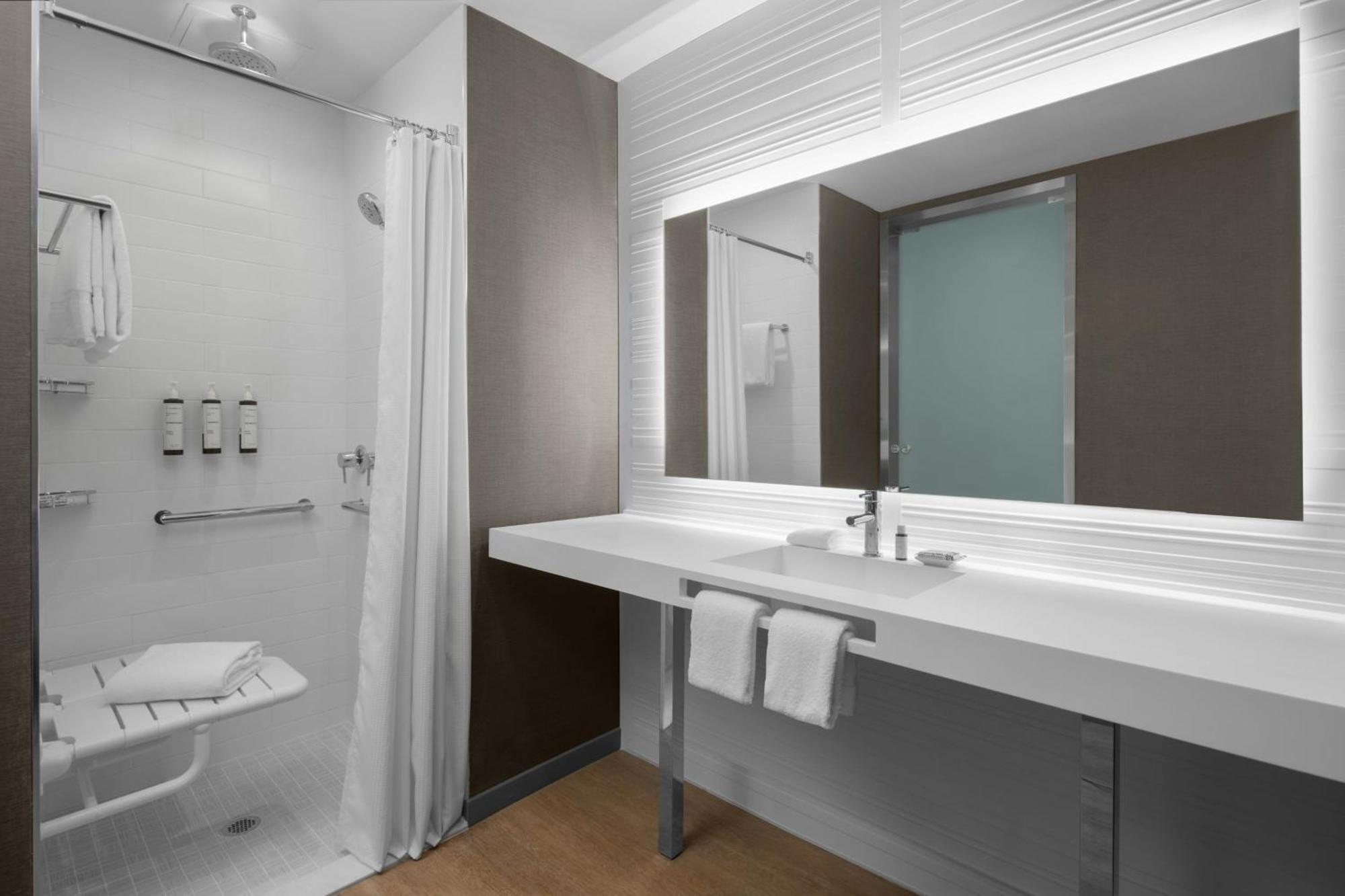 Ac Hotel By Marriott Clearwater Beach Zewnętrze zdjęcie